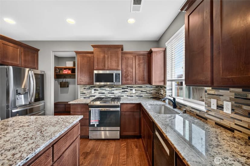 Property photo for 12014 181st Avenue E, Bonney Lake photo 8