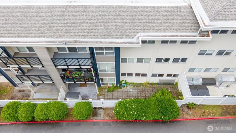 Property photo for 12631 Ne 9th Place #c103, Bellevue photo 19