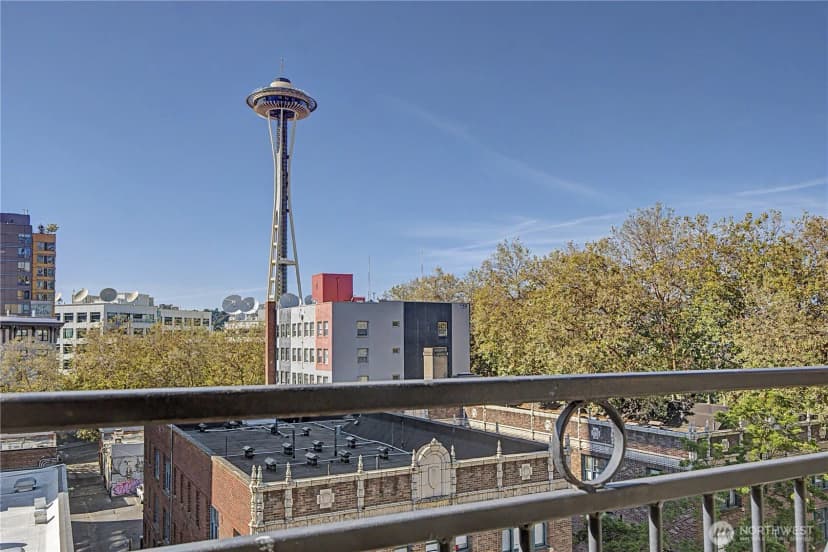 Property photo for 425 Vine Street #701, Seattle photo 11