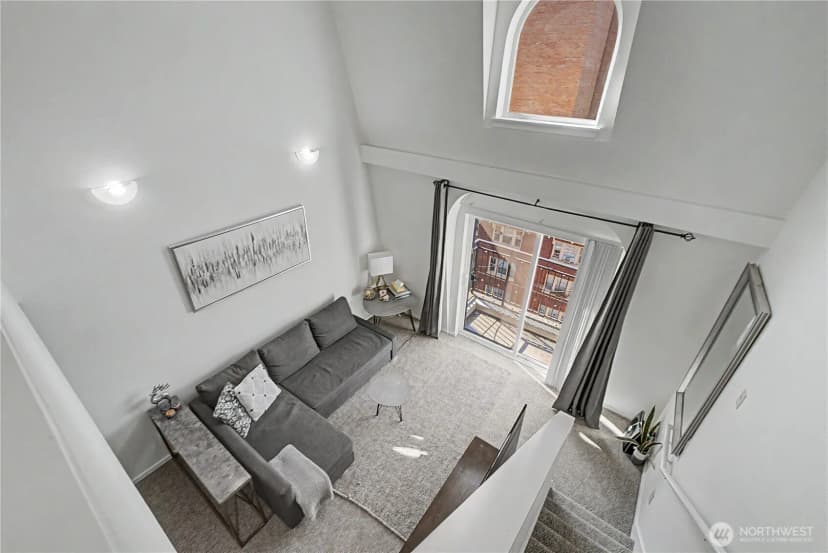 Property photo for 425 Vine Street #701, Seattle photo 13