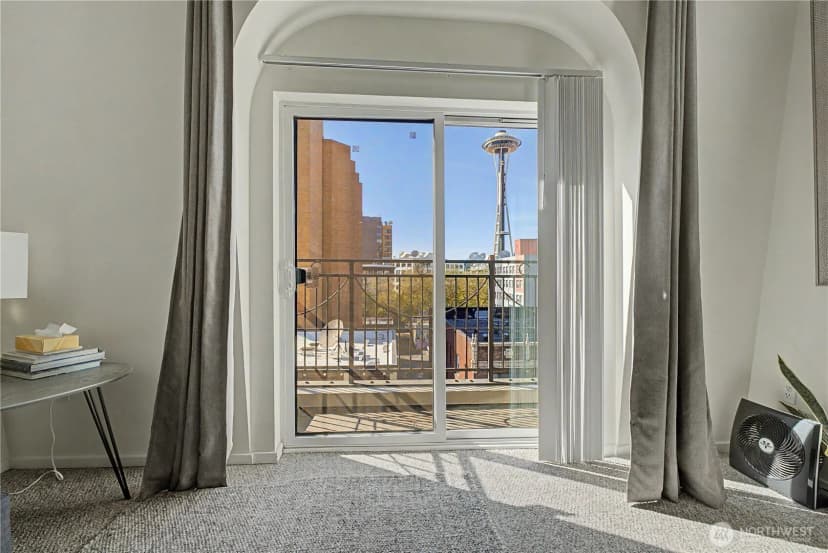 Property photo for 425 Vine Street #701, Seattle photo 9