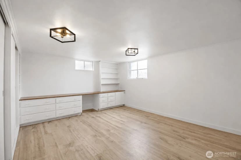 Property photo for 206 E 4th Street, Lind photo 25