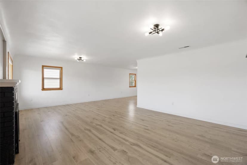 Property photo for 206 E 4th Street, Lind photo 6