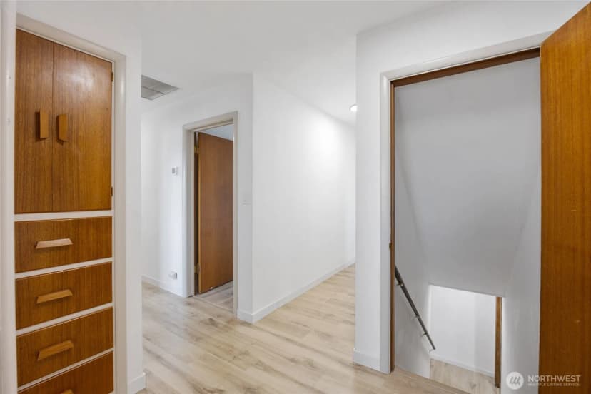 Property photo for 206 E 4th Street, Lind photo 20