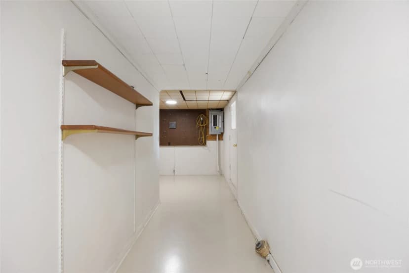 Property photo for 206 E 4th Street, Lind photo 27