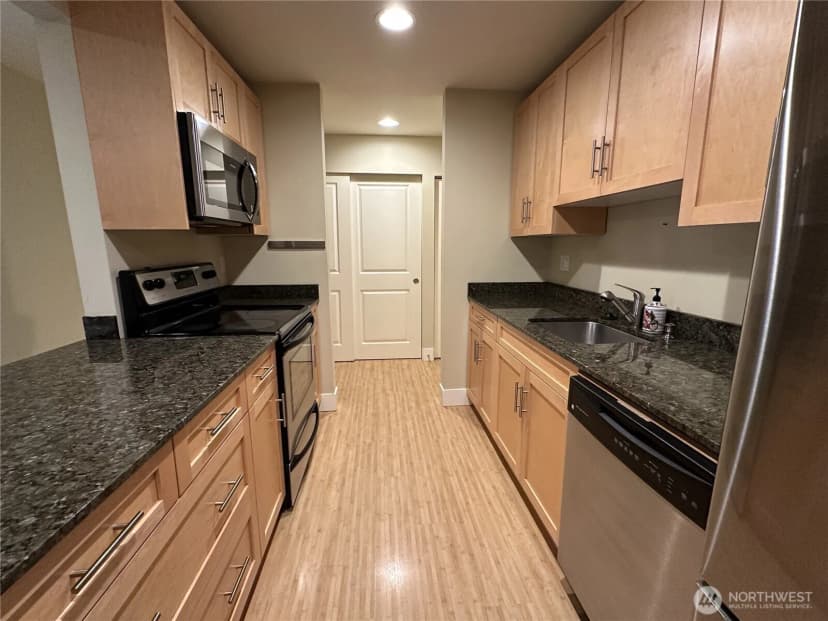 Property photo for 21307 48th Avenue W #c208, Mountlake Terrace photo 6