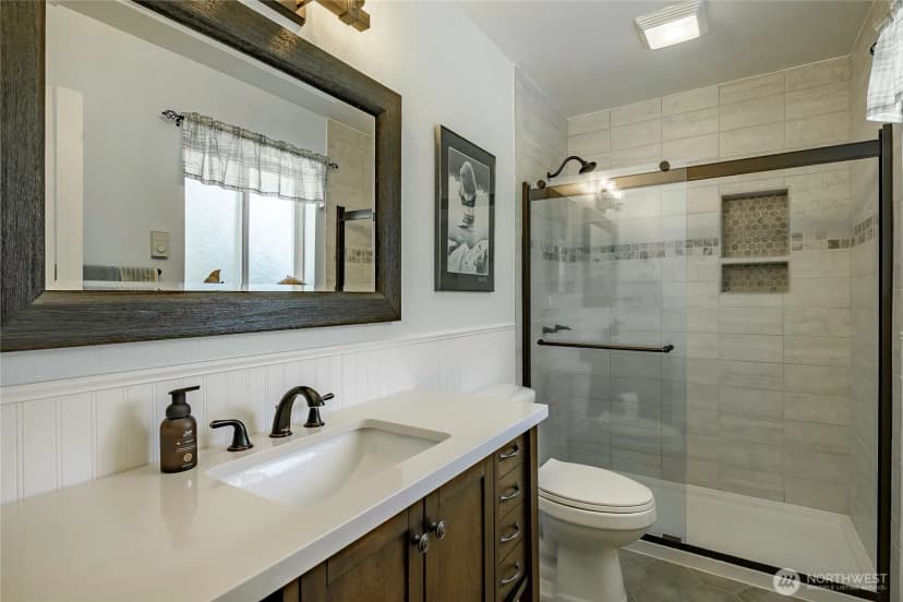 Property photo for 8209 Comox Road, Birch Bay photo 10