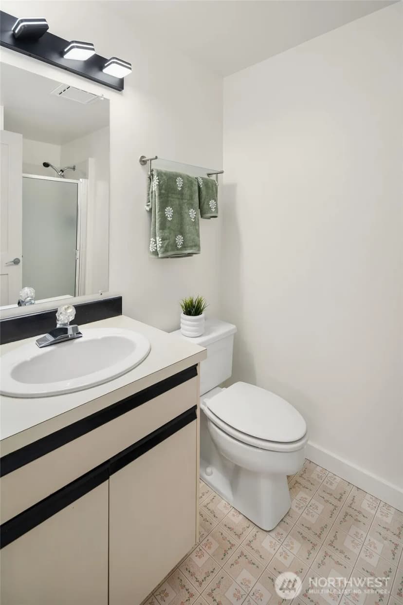 Property photo for 611 Bell Street #1, Edmonds photo 29