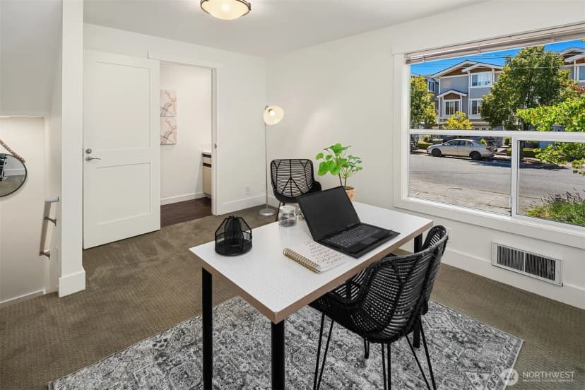 Property photo for 611 Bell Street #1, Edmonds photo 26