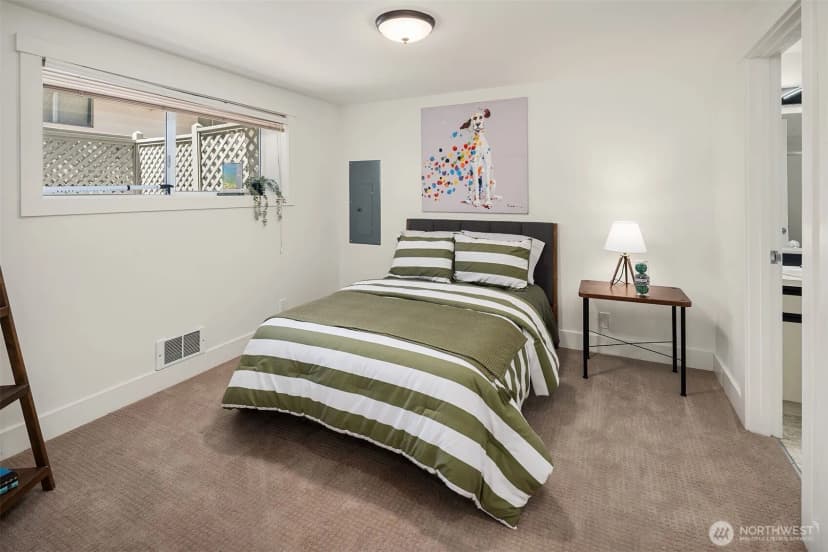 Property photo for 611 Bell Street #1, Edmonds photo 28