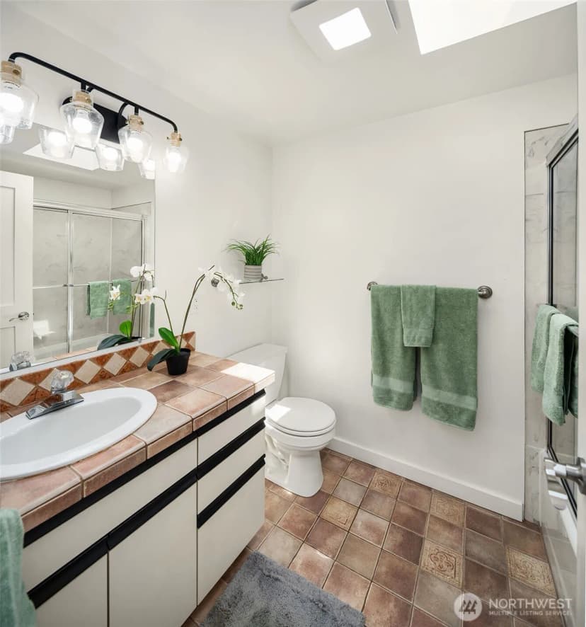 Property photo for 611 Bell Street #1, Edmonds photo 23