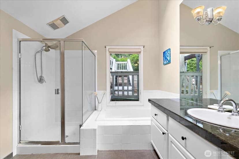 Property photo for 16917 Se 38th Place, Bellevue photo 16