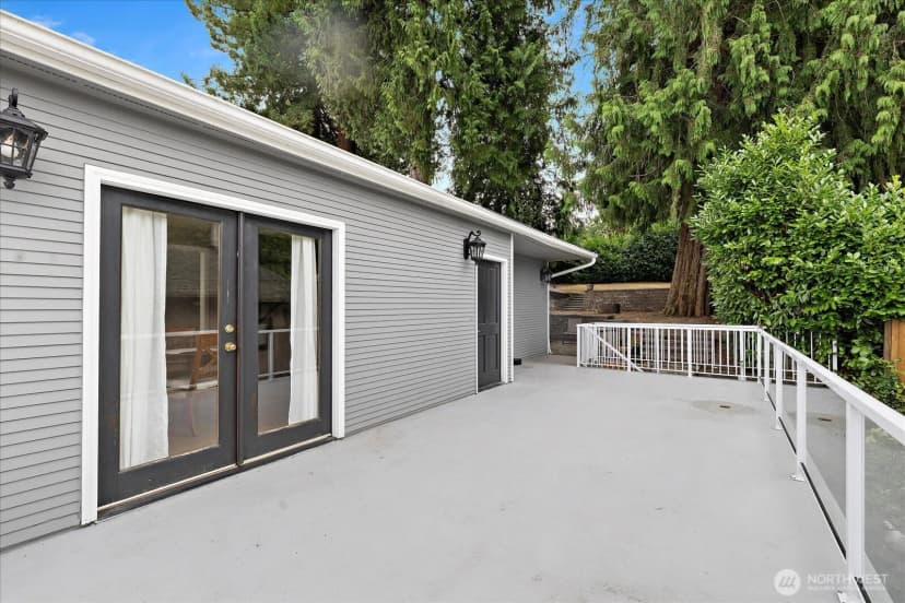 Property photo for 16917 Se 38th Place, Bellevue photo 5