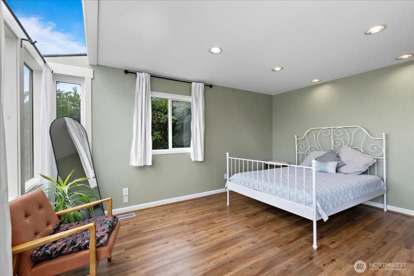 Property photo for 16917 Se 38th Place, Bellevue photo 18