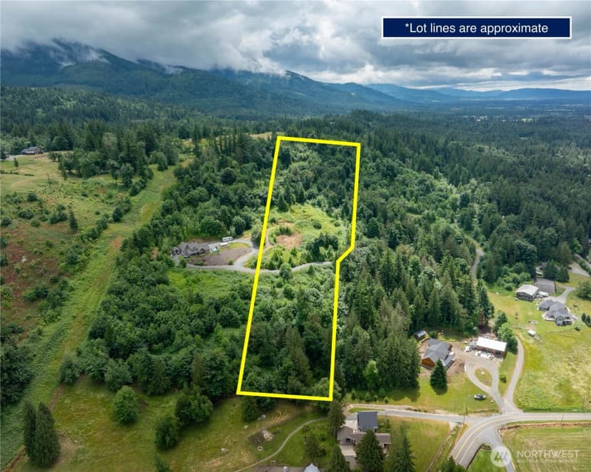 Property photo for 4135 Kamphouse Drive, Sumas photo 6