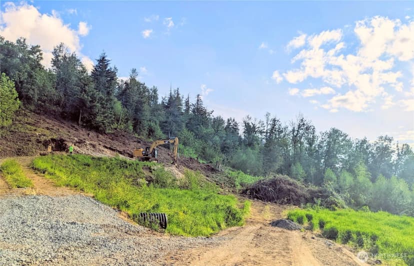 Property photo for 4135 Kamphouse Drive, Sumas photo 13