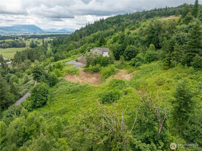 Property photo for 4135 Kamphouse Drive, Sumas photo 36