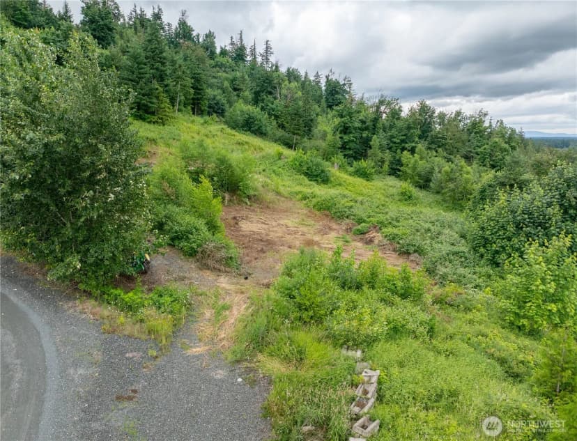 Property photo for 4135 Kamphouse Drive, Sumas photo 34