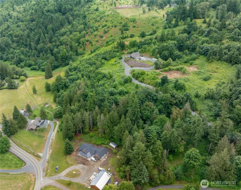 Property photo for 4135 Kamphouse Drive, Sumas photo 25