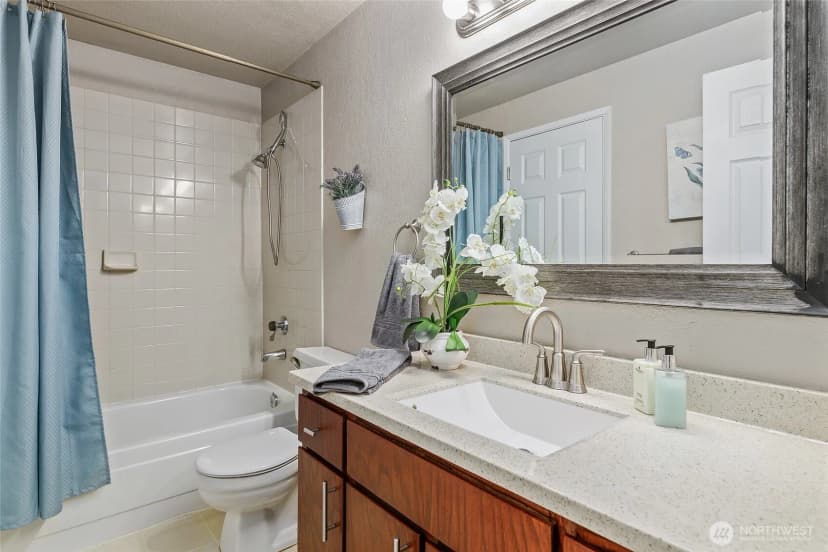 Property photo for 9494 Redmond Woodinville Road Ne #b208, Redmond photo 17