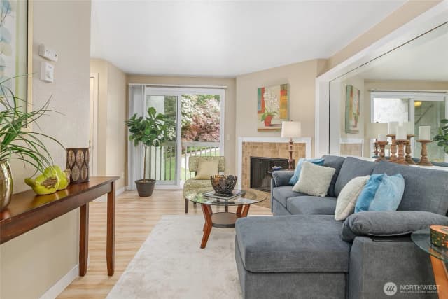 Property photo for 9494 Redmond Woodinville Road Ne #b208, Redmond photo 5