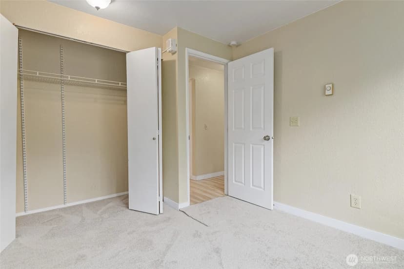 Property photo for 9494 Redmond Woodinville Road Ne #b208, Redmond photo 18