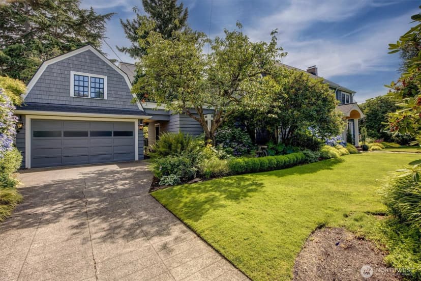 Property photo for 101 Prospect Street, Seattle photo 4