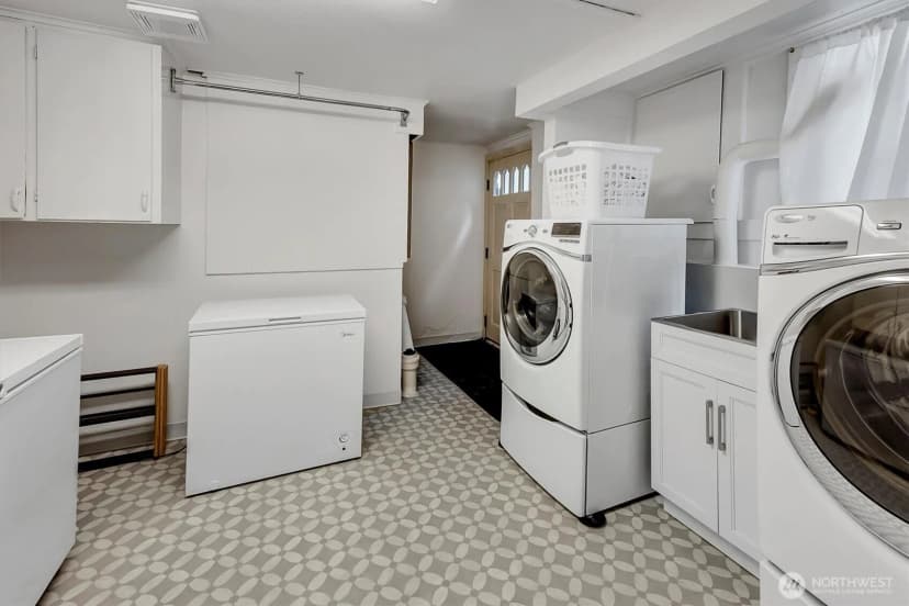 Property photo for 101 Prospect Street, Seattle photo 27