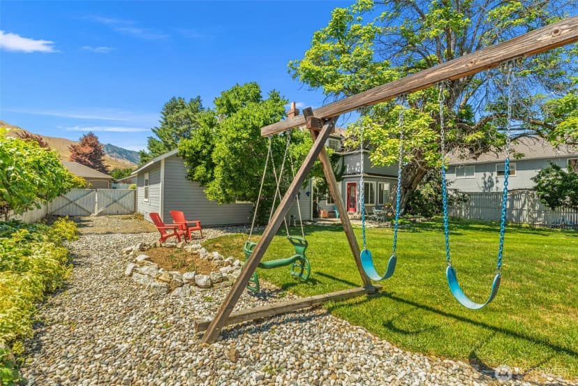 Property photo for 3 Summercreek Place, Wenatchee photo 37
