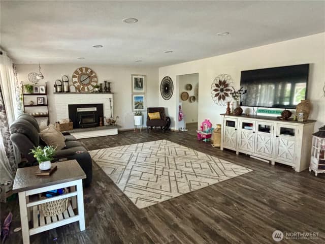 Property photo for 610 S 71st Avenue, Yakima photo 4