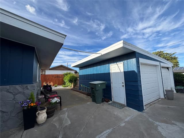 Property photo for 610 S 71st Avenue, Yakima photo 2