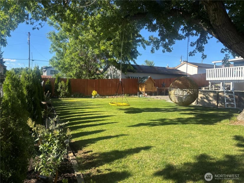 Property photo for 610 S 71st Avenue, Yakima photo 18