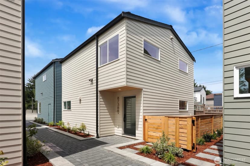 Property photo for 8738 B 13th Avenue Nw, Seattle