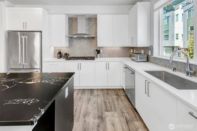 Property photo for 8911 Ne 173rd Place #b, Bothell photo 5