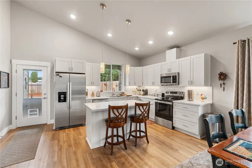Property photo for 2110 Hawks View Lane, Winlock photo 13