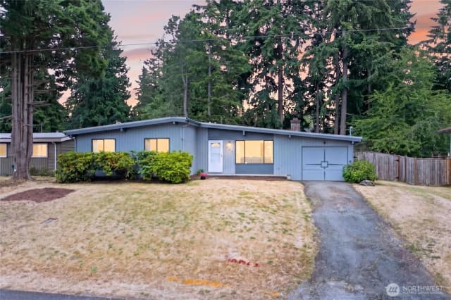 Property photo for 605 S 304th Street, Federal Way