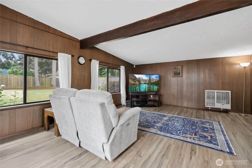 Property photo for 605 S 304th Street, Federal Way photo 16