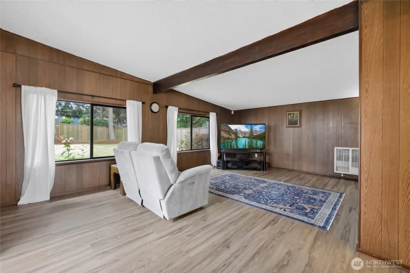Property photo for 605 S 304th Street, Federal Way photo 15