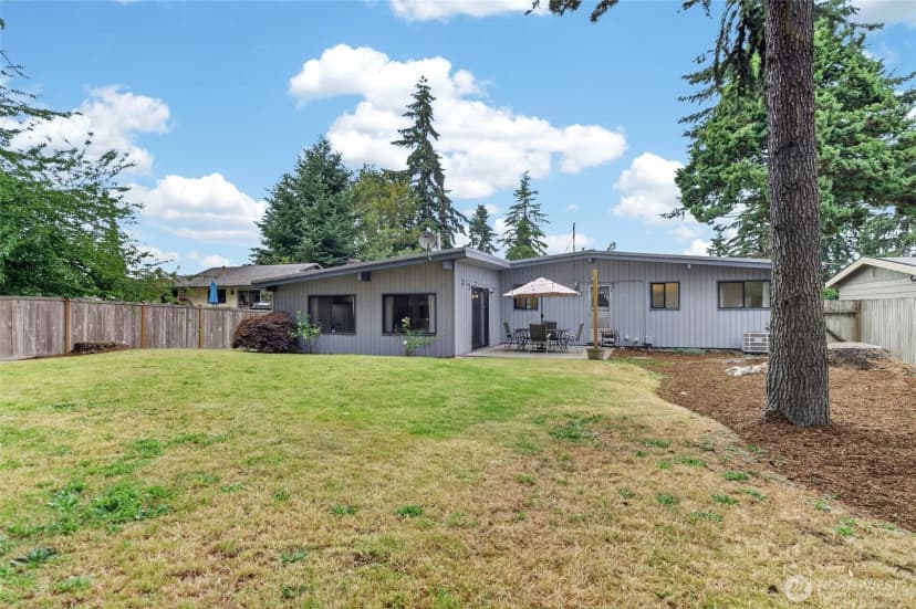 Property photo for 605 S 304th Street, Federal Way photo 32