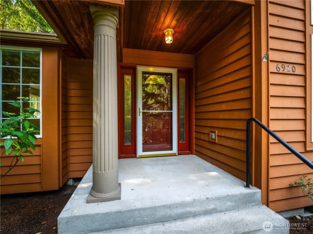 Property photo for 6920 47th Street Ct W, University Place photo 4