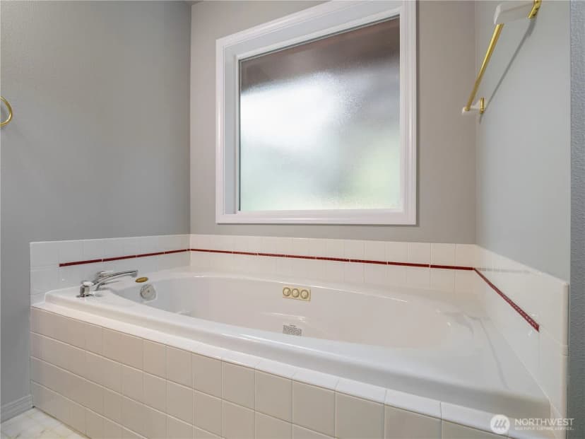 Property photo for 6920 47th Street Ct W, University Place photo 23