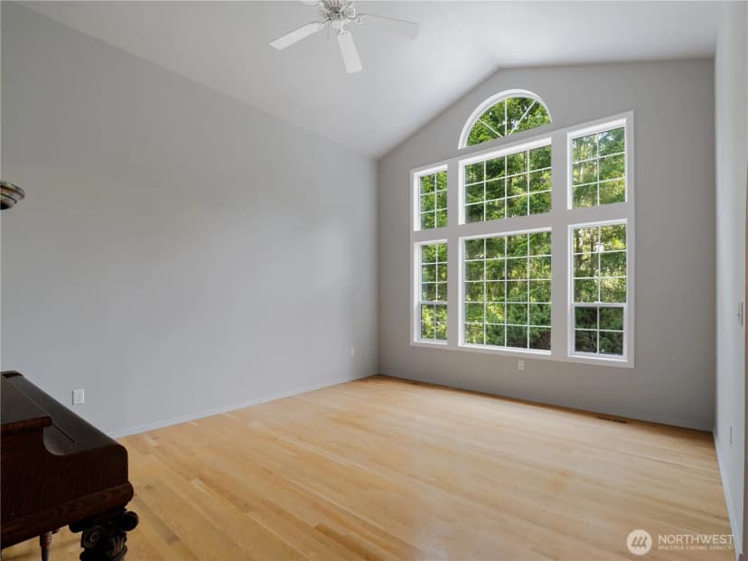 Property photo for 6920 47th Street Ct W, University Place photo 9