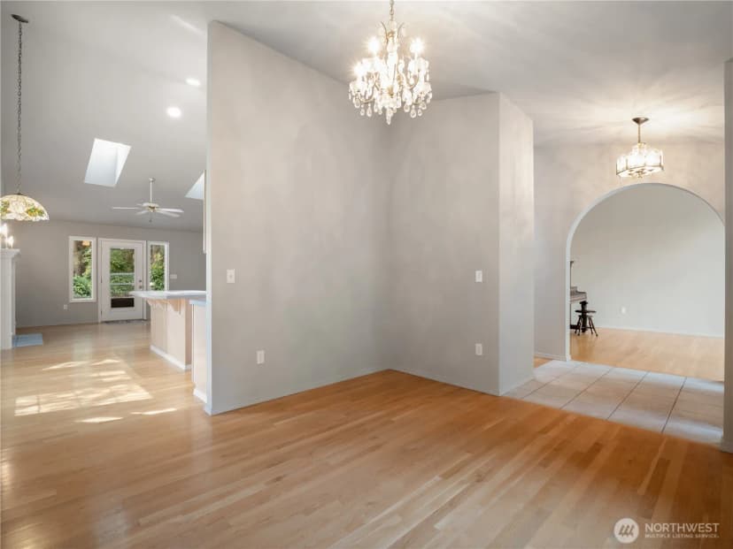 Property photo for 6920 47th Street Ct W, University Place photo 11