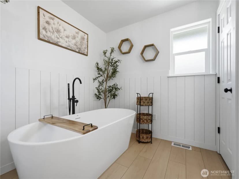 Property photo for 618 Clarissa Lane, East Wenatchee photo 24