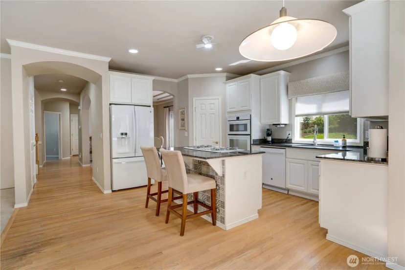 Property photo for 12865 Se 47th Place, Bellevue photo 7
