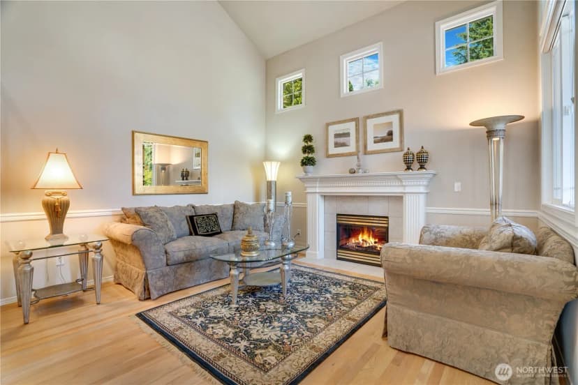 Property photo for 12865 Se 47th Place, Bellevue photo 3