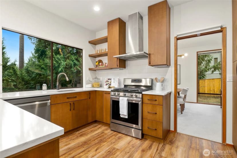 Property photo for 2518 Sahalee Drive East, Sammamish photo 12