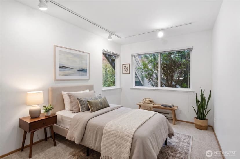 Property photo for 4811 Phinney Avenue N #101, Seattle photo 19