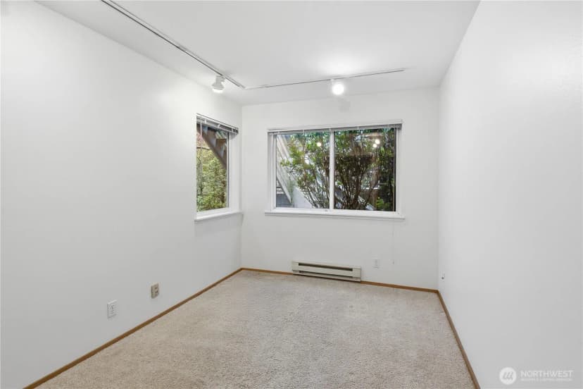 Property photo for 4811 Phinney Avenue N #101, Seattle photo 20
