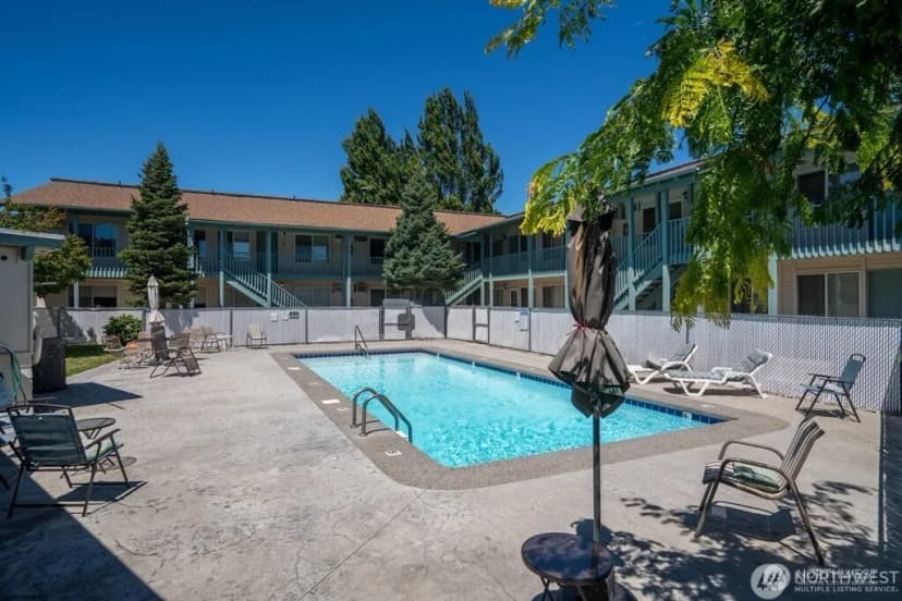 Property photo for 1313 Washington Street #12b, Wenatchee photo 13